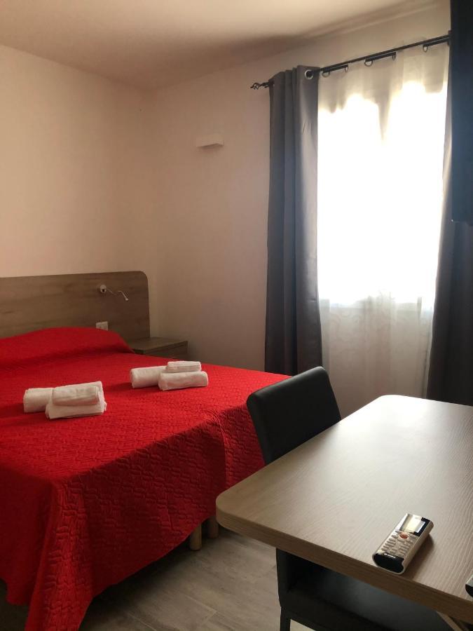 Affittacamere Su Caboni トルトリ エクステリア 写真